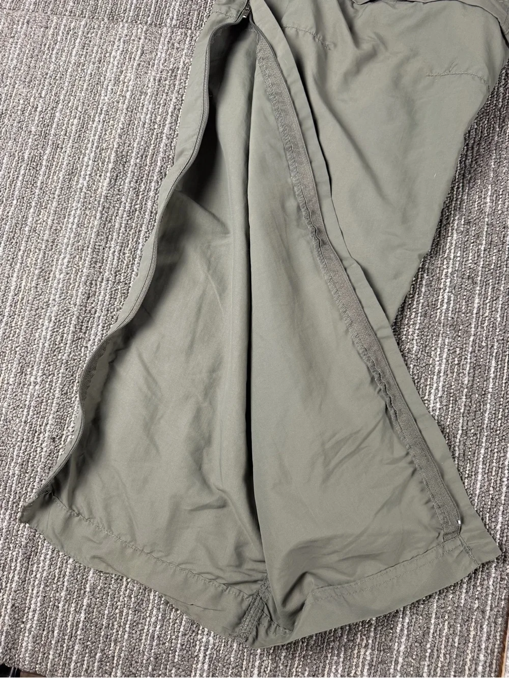 REI Co-op Sahara Men's Convertible Pants M-32 Long Sage Green Zip Off Legs